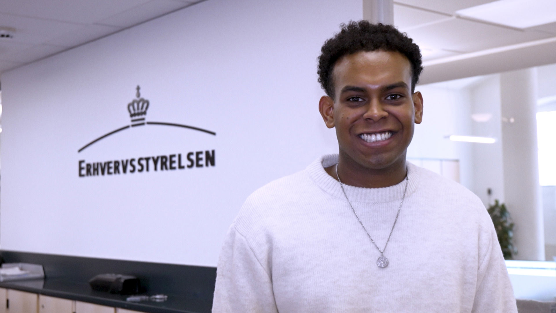Elev inde ved erhvervsstyrelsen