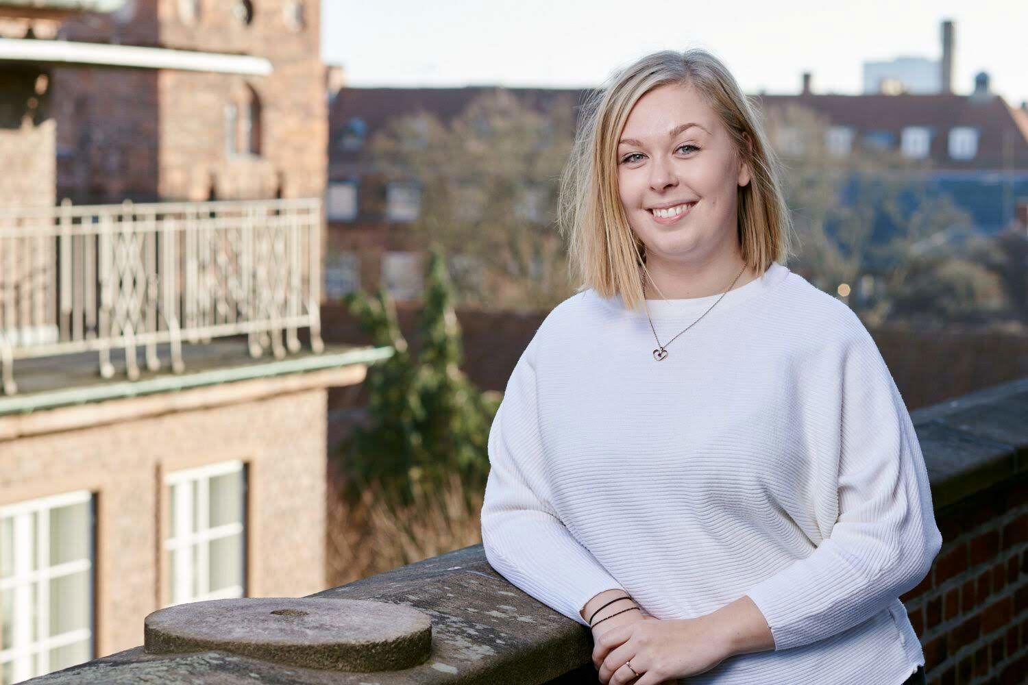 Portræt af medarbejder Lea Louise Nielsen